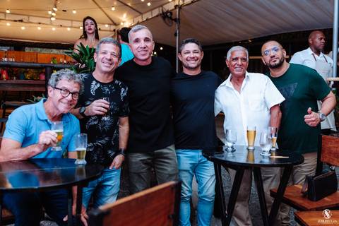 fotografia de festas à beira-mar'