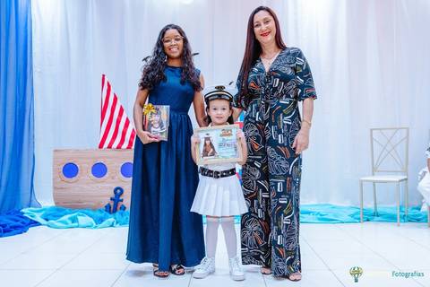 Fotografia de Encerramento Escolar Itaboraí, Maricá, São Gonçalo, niterói, Rio de Janeiro'