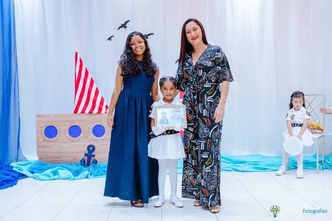 Fotografia de Encerramento Escolar Itaboraí, Maricá, São Gonçalo, niterói, Rio de Janeiro'