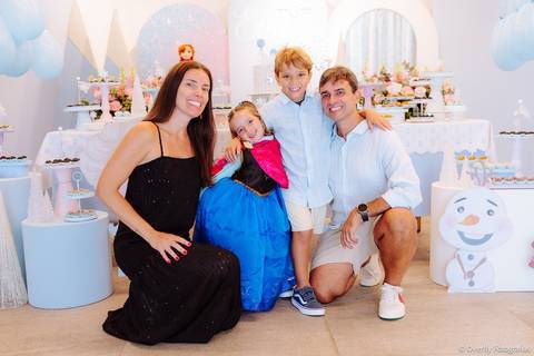 Fotografia de aniversário de 5 anos Tema Frozen na Barra da Tijuca'