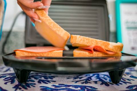 Ensaio Pré Wedding Lifestyle em casa'