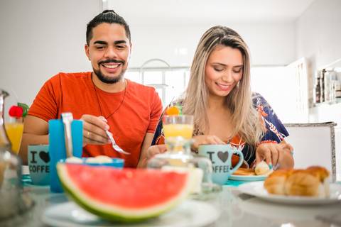 Ensaio Pré Wedding Lifestyle em casa'