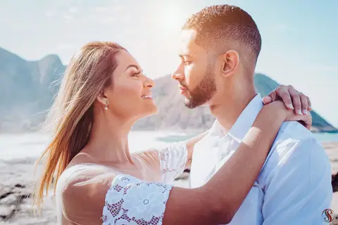 Ensaio Pré Wedding na Praia de Itacoatiara'