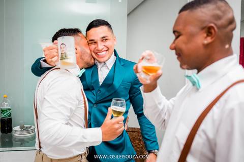 Tropical Casa de Festas'