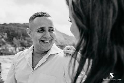 Ensaio de Casal na Itacoatiara em Niterói'