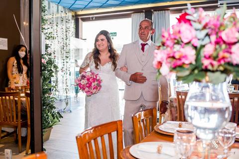 Casamento em Restaurante  À Mineira em Niterói - RJ'