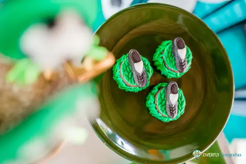 Decoração com tema de futebol para aniversário infantil'