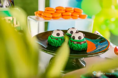 Decoração com tema de futebol para aniversário infantil'
