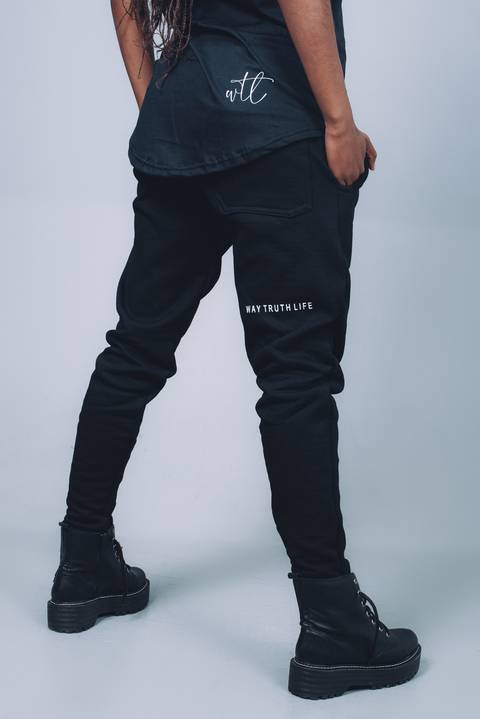 fotógrafo profissional em curitiba de lookbook para marcas e lojas otavio maciel fotografia'