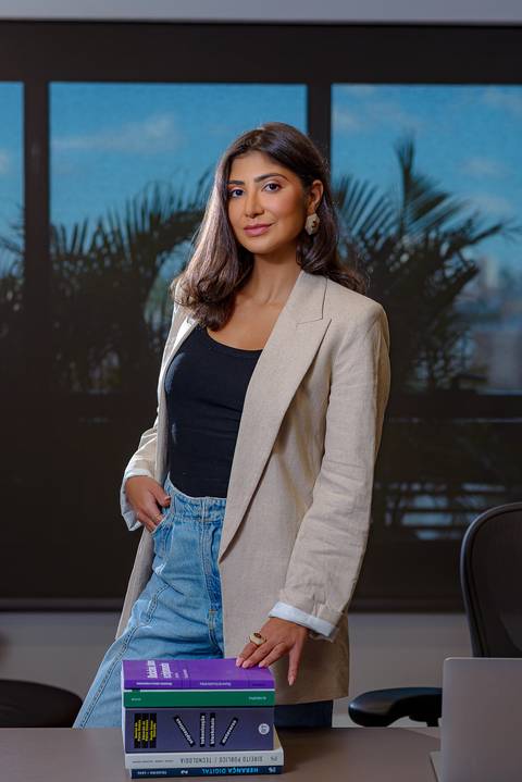 retrato-corporativo-individual-otavio-maciel-'