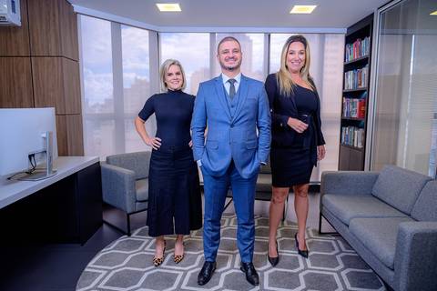 retrato-corporativo-em-grupo-otavio-maciel-'