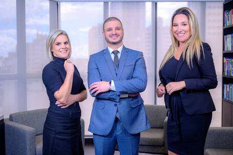 retrato-corporativo-em-grupo-otavio-maciel-'