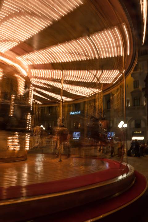 carrossel em longa exposição em Florença'