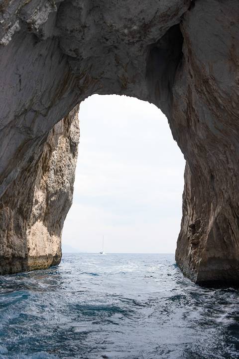 Buraco das rochas Faraglioni em Capri'