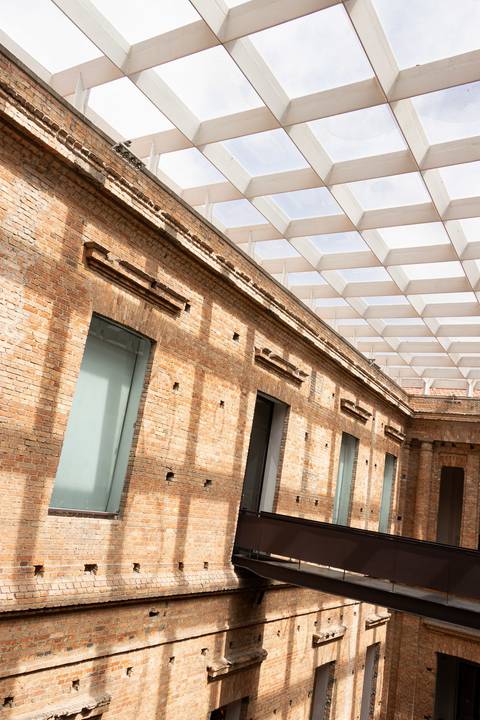 Detalhe do pátio da Pinacoteca '