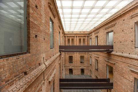 Lateral do pátio da Pina'