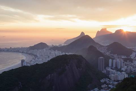 Morros do Rio de Janeiro no fim do dia '