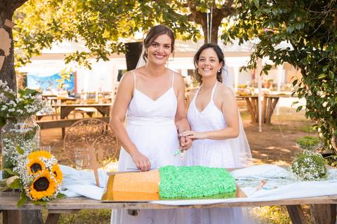 bolo de casamento em forma de manjerico - casamento no São João, Porto'