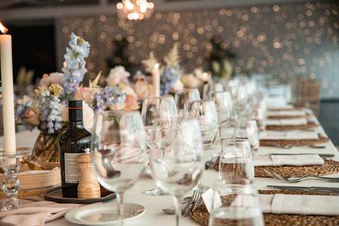 mesa de casamento decorada - fotografia de casamento na Quinta da Pacheca'