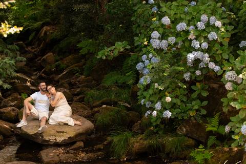 sessão de pré wedding na natureza'