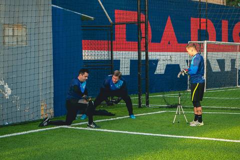 Foto treinamento de goleio de futebol da Academia do Goleiro na BR Arena Laguna'