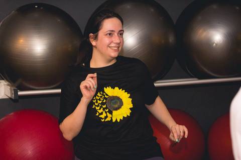 Aula de Fit Dance com o instrutor Erik Xavier na Academia Inova São Caetano do Sul.'