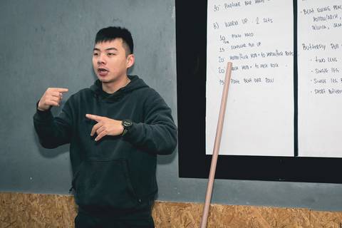 Aula técnica de Butterfly Pull Up de Crossfit no CF Tutóia.'