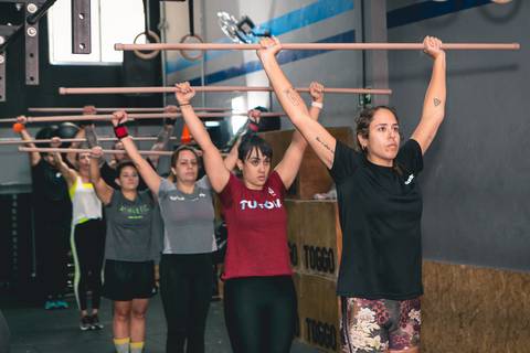 Aula técnica de Butterfly Pull Up de Crossfit no CF Tutóia.'