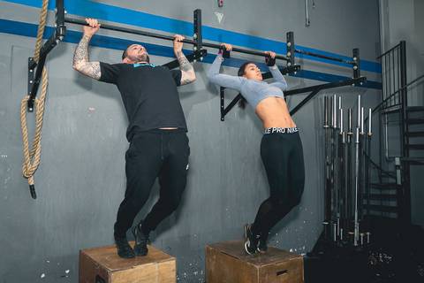 Aula técnica de Butterfly Pull Up de Crossfit no CF Tutóia.'