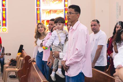 Foto de batismo na Paróquia Sagrado Coração de Jesus'