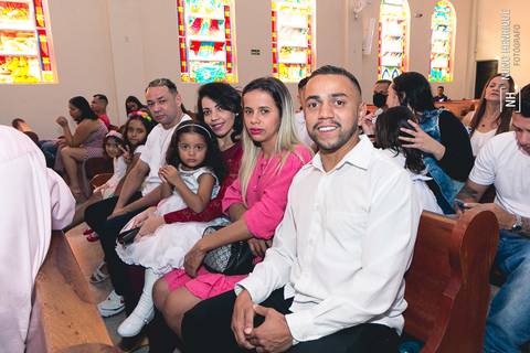Foto de batizado na Paróquia Sagrado Coração de Jesus em São Paulo.'