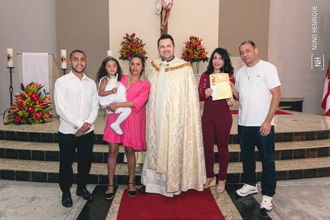 Foto de batizado na Paróquia Sagrado Coração de Jesus em São Paulo.'