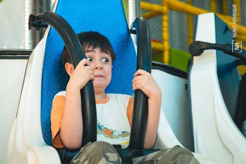 Foto de festa infantil com o tema da princesa Aurora, a bela adormecida da Disney.'
