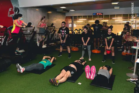 Fotos da aula de Funcional na Academia Inova São Caetano.'