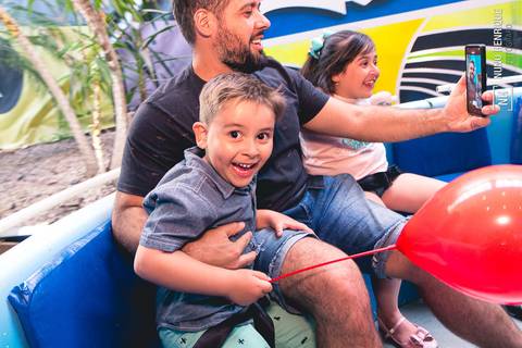 Fotos da festa de aniversário de 4 anos do Pietro Bizon no Buffet Planeta Kids, unidade Morumbi.'