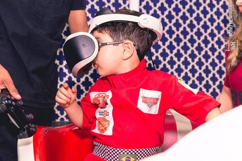 Fotos da festa de aniversário de 4 anos do Pietro Bizon no Buffet Planeta Kids, unidade Morumbi.'