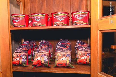 Fotos da festa de aniversário de 4 anos do Pietro Bizon no Buffet Planeta Kids, unidade Morumbi.'