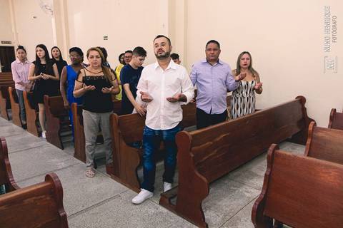 Fotografia do batizado da Maria Fernanda Silva Leite de Ponte na Paróquia Sagrado Coração de Jesus, zona sul de São Paulo.'