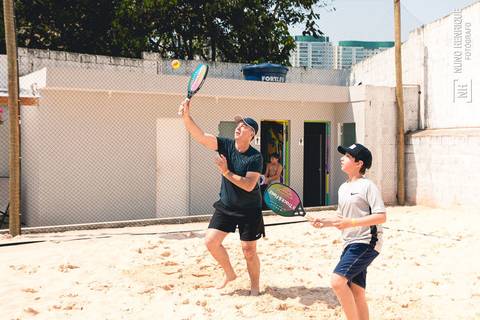 Foto de partida de Beach Tennis na Beach Plaay.'