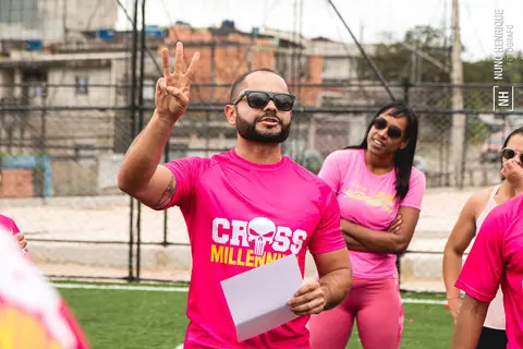 Fotos do aulão especial de Outubro Rosa do Cross Millennium na Arena Ideia & Luz Esportes.'