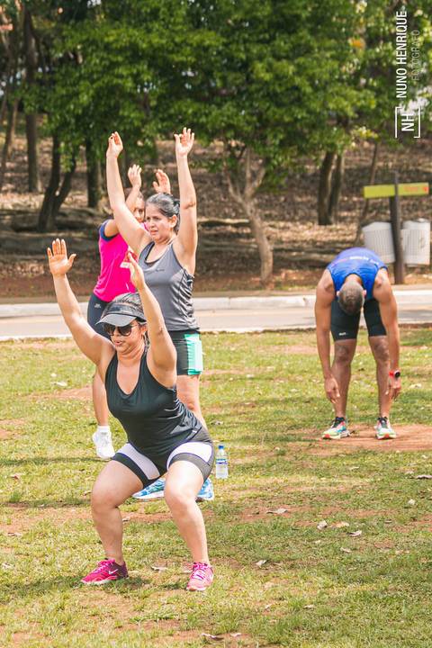 Fotos do treino funcional especial para o Programa Jaguaré Caminhos realizado pelo personal trainer Gui Cerino no Espaço Verde Chico Mendes, em São Caetano do Sul.'