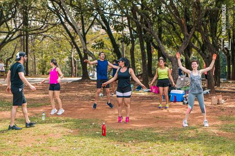 Fotos do treino funcional especial para o Programa Jaguaré Caminhos realizado pelo personal trainer Gui Cerino no Espaço Verde Chico Mendes, em São Caetano do Sul.'