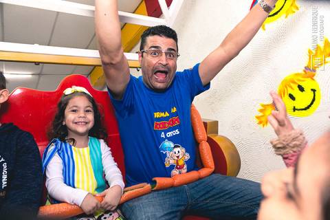 Foto do aniversário da Izadora no Buffet Happy Face em São Paulo com o tema da Turma da Mônica.'