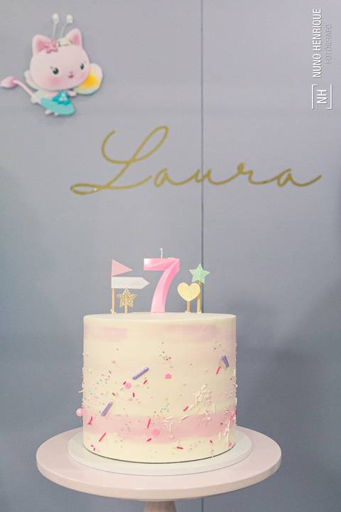 Foto da festa de aniversário da Laura na Academia de Ginástica Artística Yashi.'