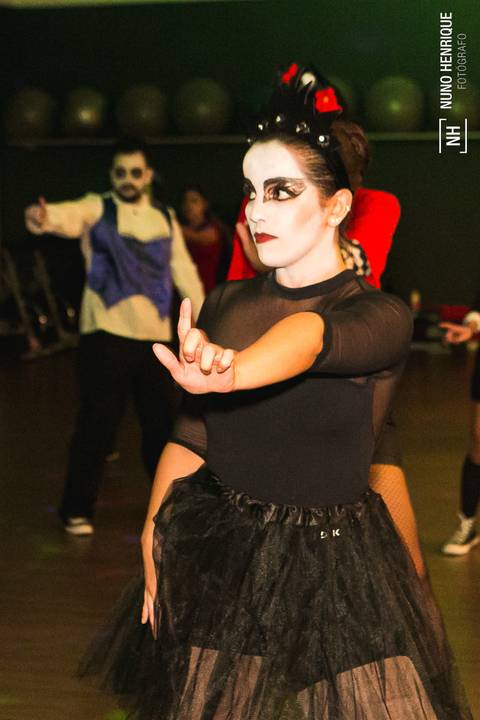 Fotos do evento de halloween Fit Dance na Academia Inova.'