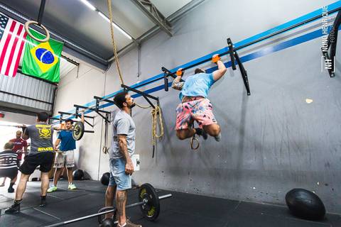 Fotografia do evento de Crossfit Summer Games no CF Tutóia.'