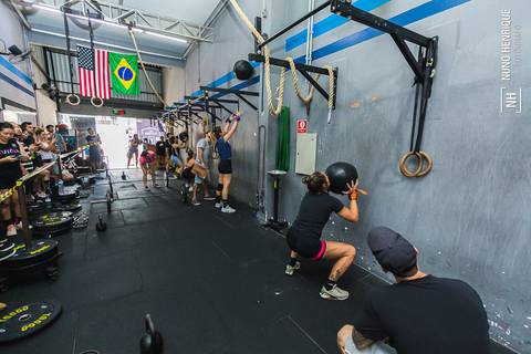 Fotografia do evento de Crossfit Summer Games no CF Tutóia.'