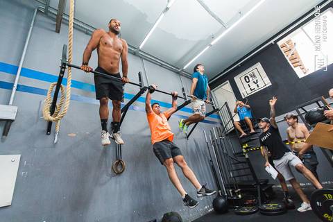Fotografia do evento de Crossfit Summer Games no CF Tutóia.'