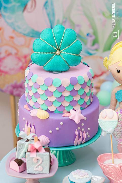 Fotos da festa de aniversário de 2 anos da Laura com o tema de sereia, em São Paulo.'