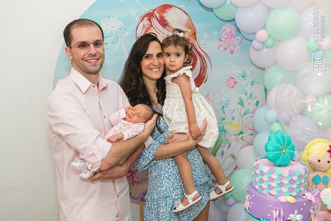 Fotos da festa de aniversário de 2 anos da Laura com o tema de sereia, em São Paulo.'